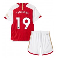 Arsenal Leandro Trossard #19 Replika babykläder Hemmaställ Barn 2023-24 Kortärmad (+ korta byxor)